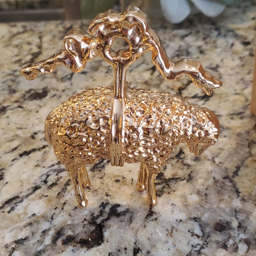 Brooks Brothers Golden Fleece Ornament VERY RARE!